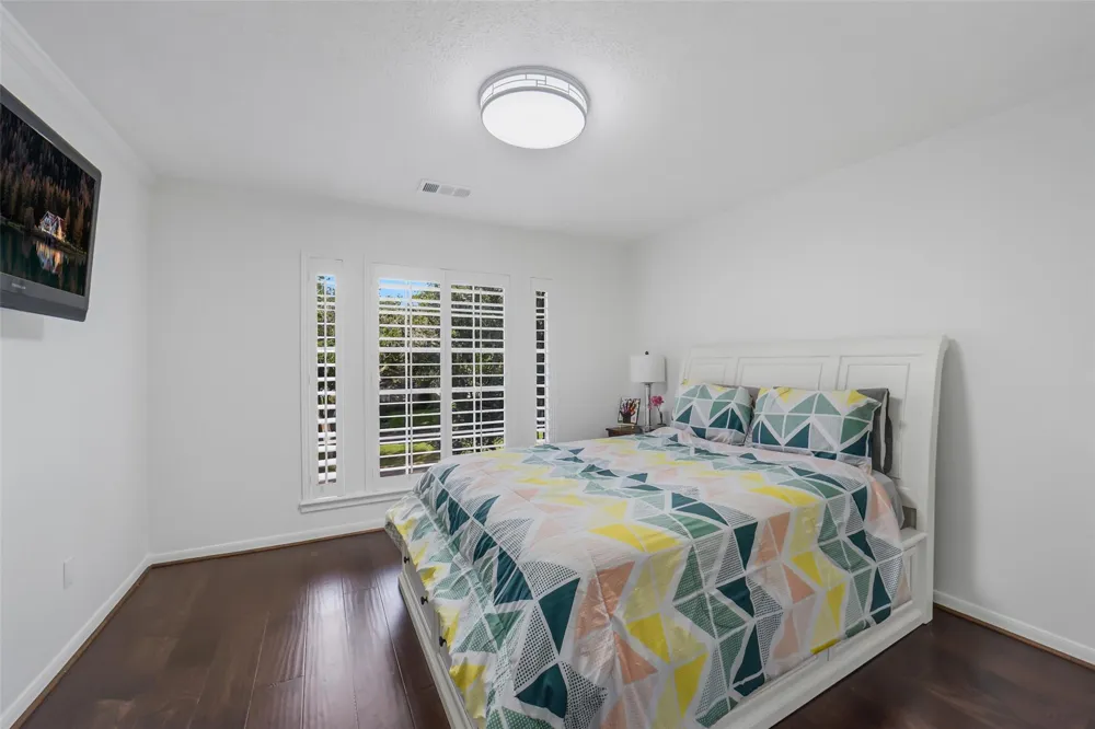 402 Lakeside Boulevard Sugar Land, TX 77478