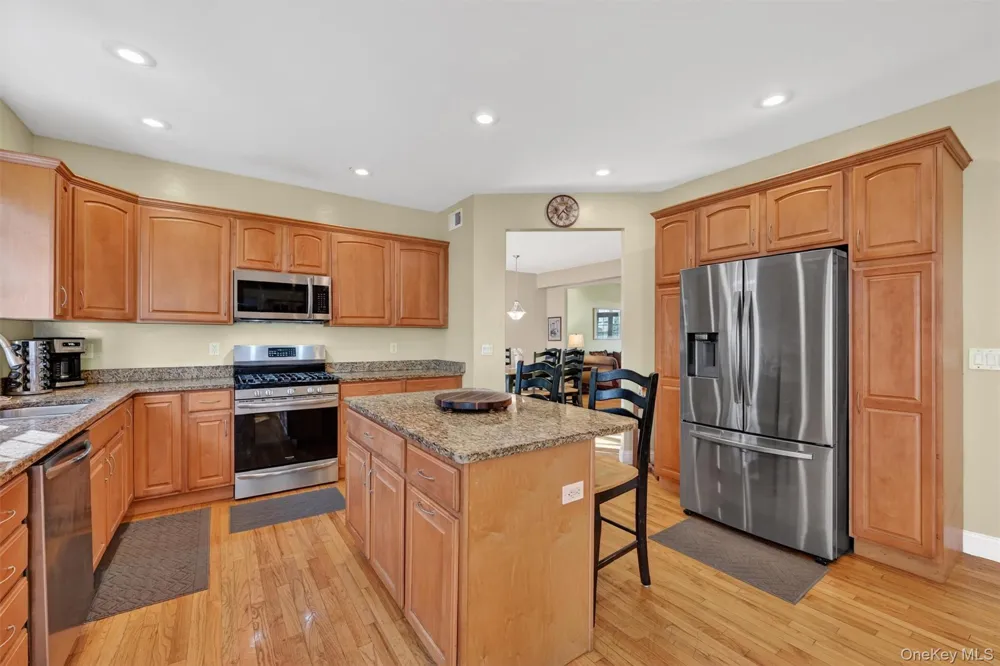 47 Willets Way Newburgh, NY 12550