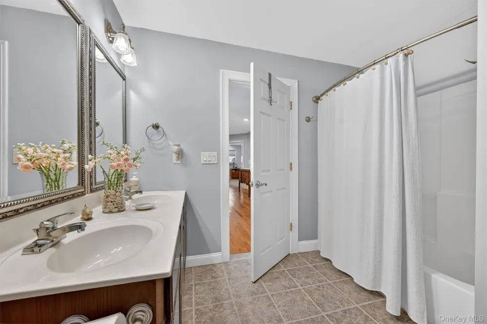 47 Willets Way Newburgh, NY 12550