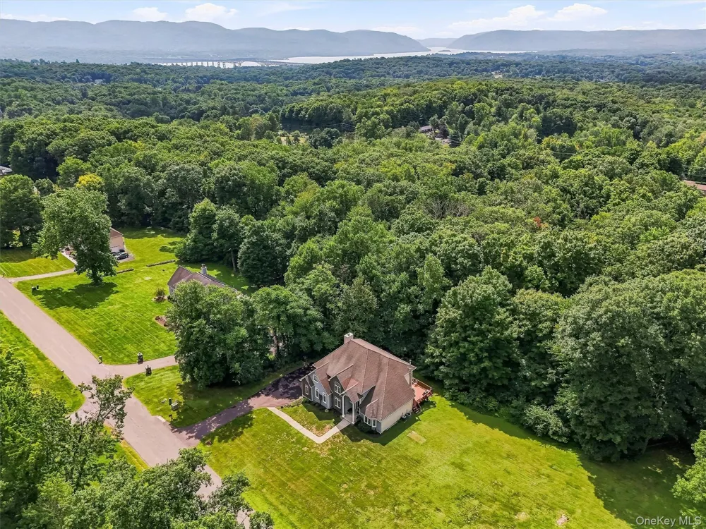 47 Willets Way Newburgh, NY 12550