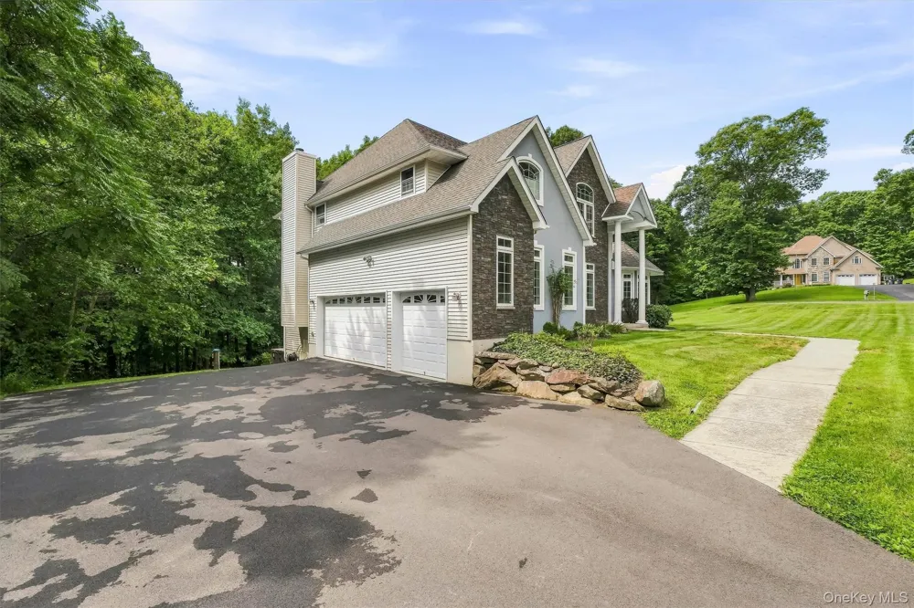 47 Willets Way Newburgh, NY 12550