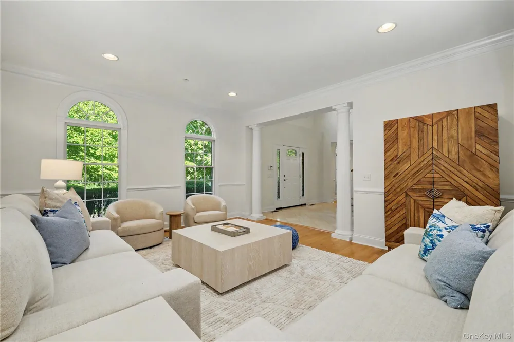11 Faith Lane Ardsley, NY 10502