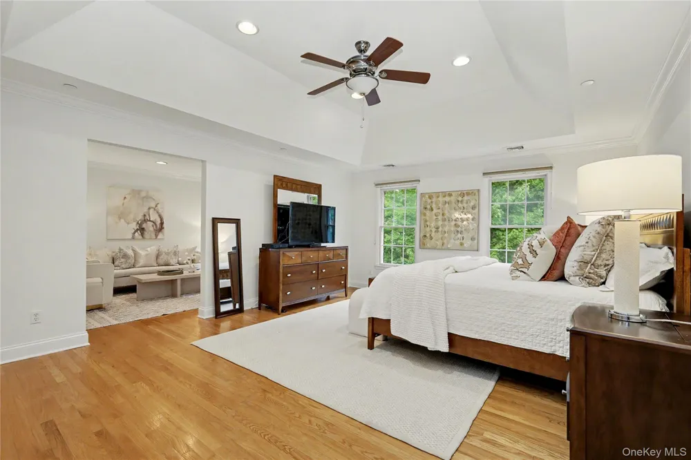 11 Faith Lane Ardsley, NY 10502