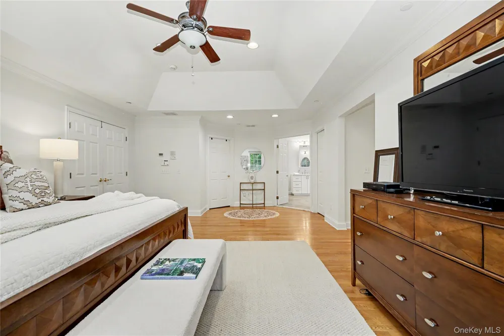 11 Faith Lane Ardsley, NY 10502