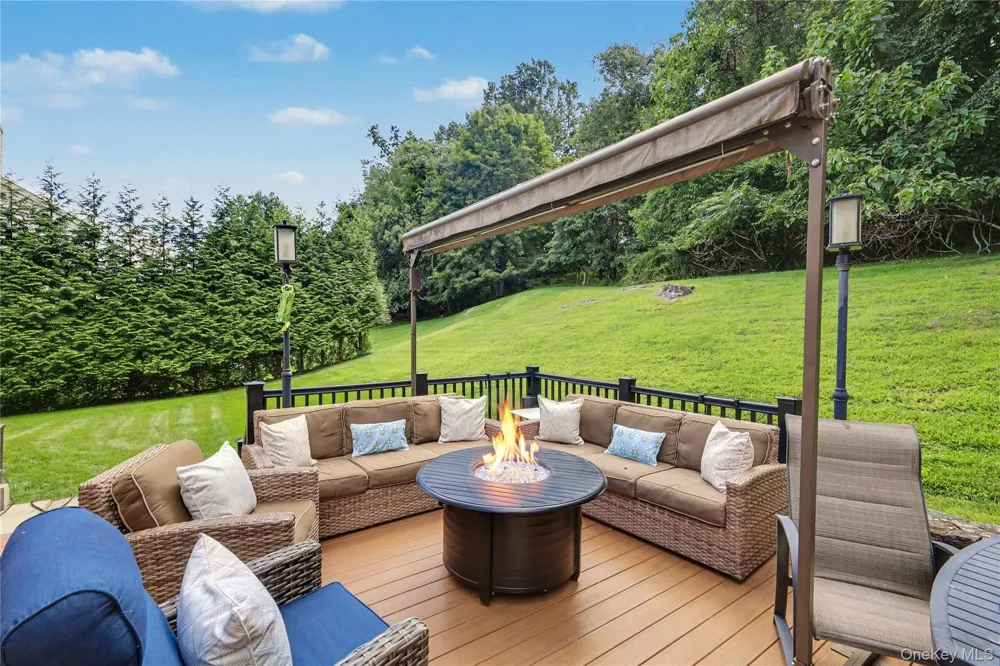 11 Faith Lane Ardsley, NY 10502