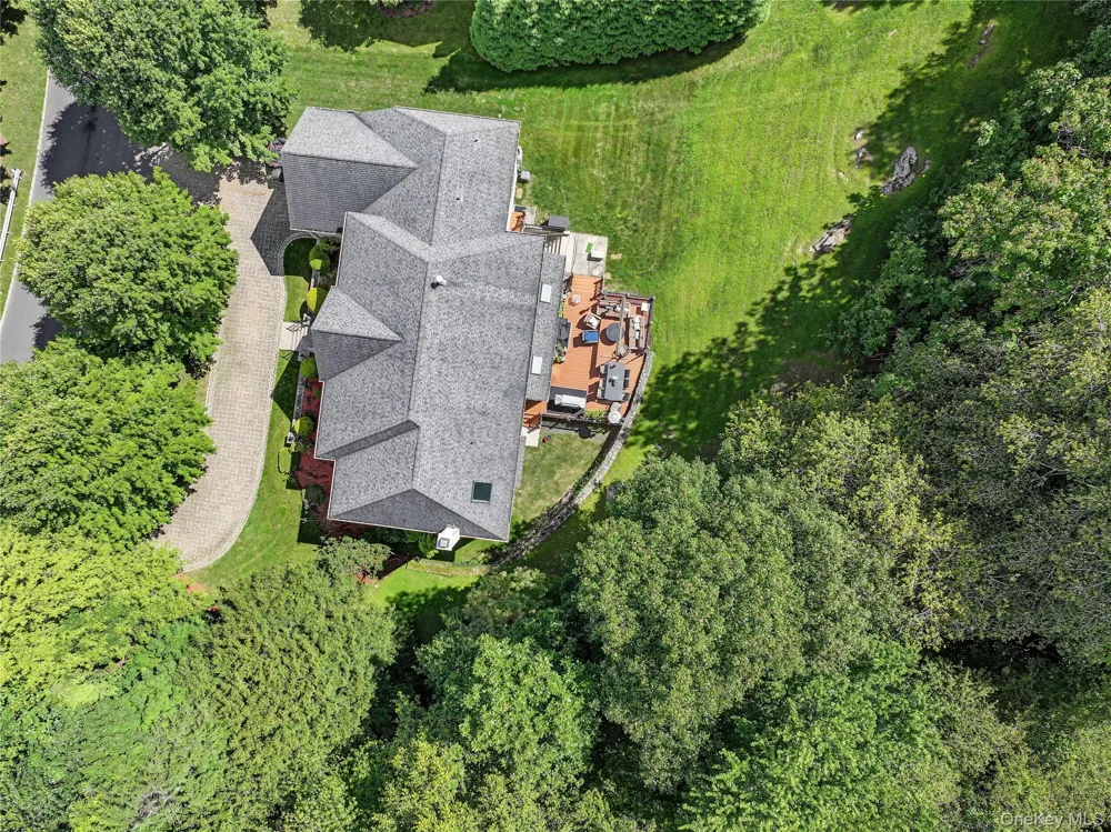 11 Faith Lane Ardsley, NY 10502