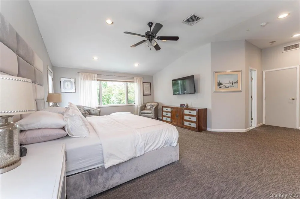 616 Woodmere Boulevard Woodmere, NY 11598