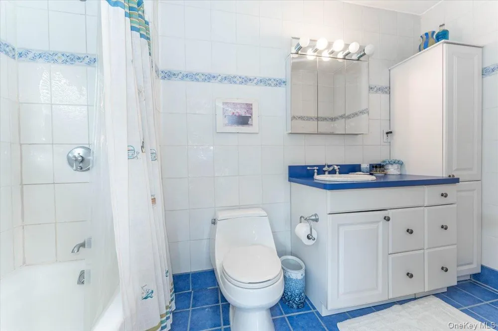 616 Woodmere Boulevard Woodmere, NY 11598