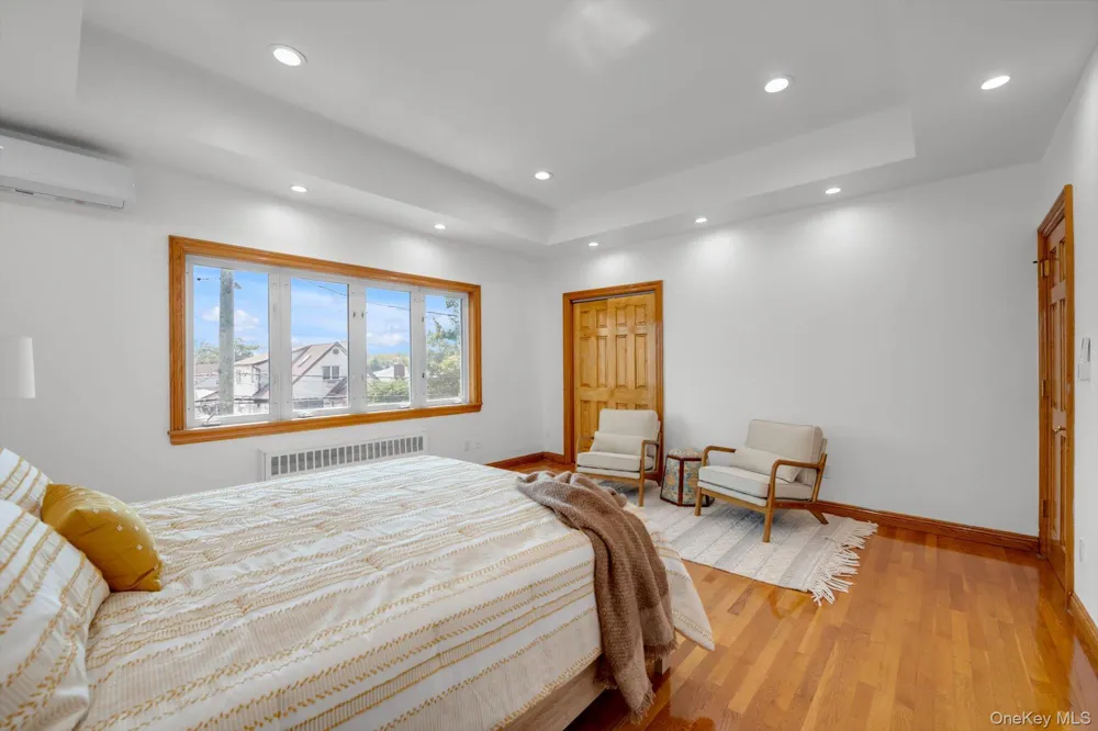 15043 21st Avenue Whitestone, NY 11357