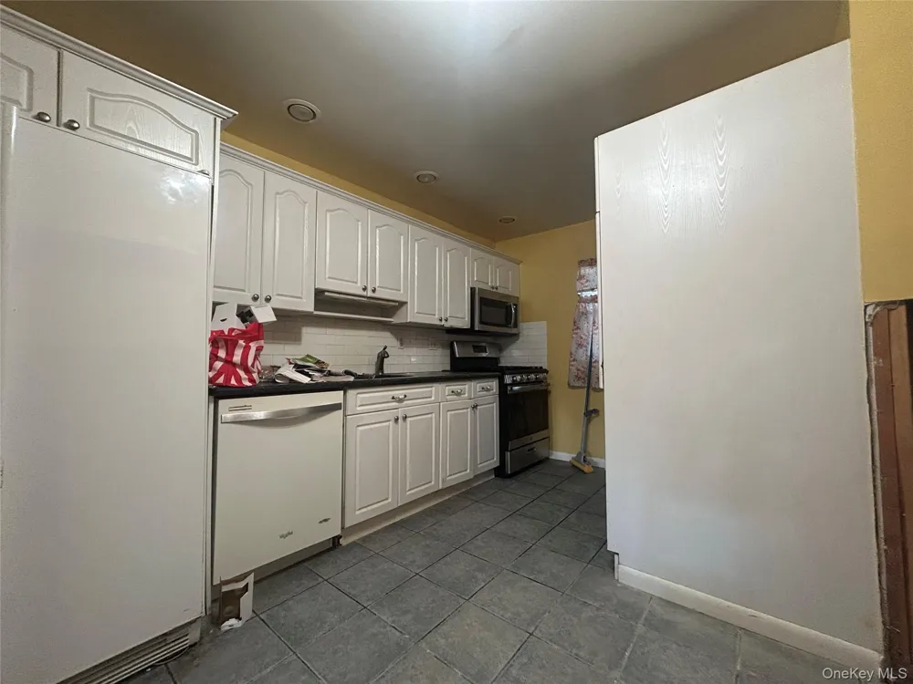 31 Farley Drive West Haverstraw, NY 10993