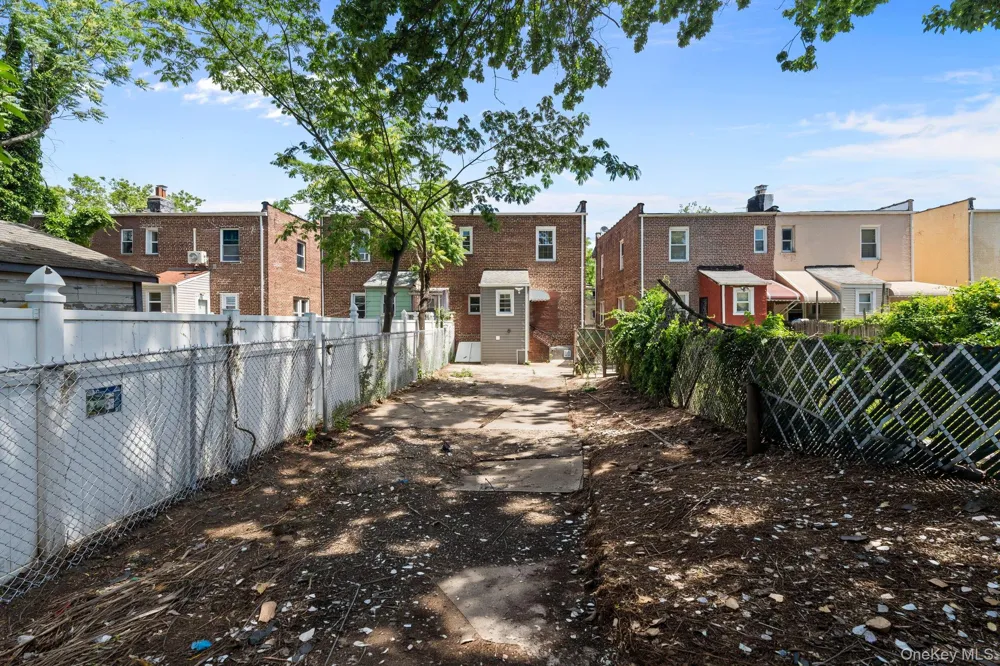 137-64 Westgate Street Springfield Gardens, NY 11413