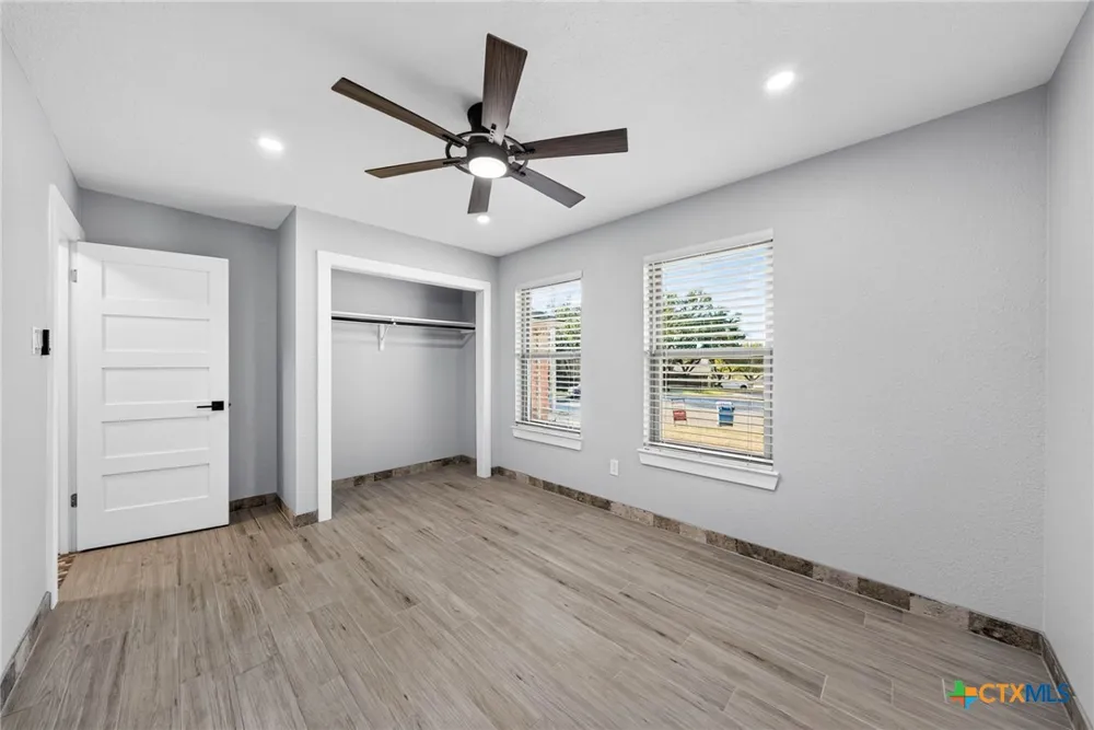 7302 Oswego Drive San Antonio, TX 78250