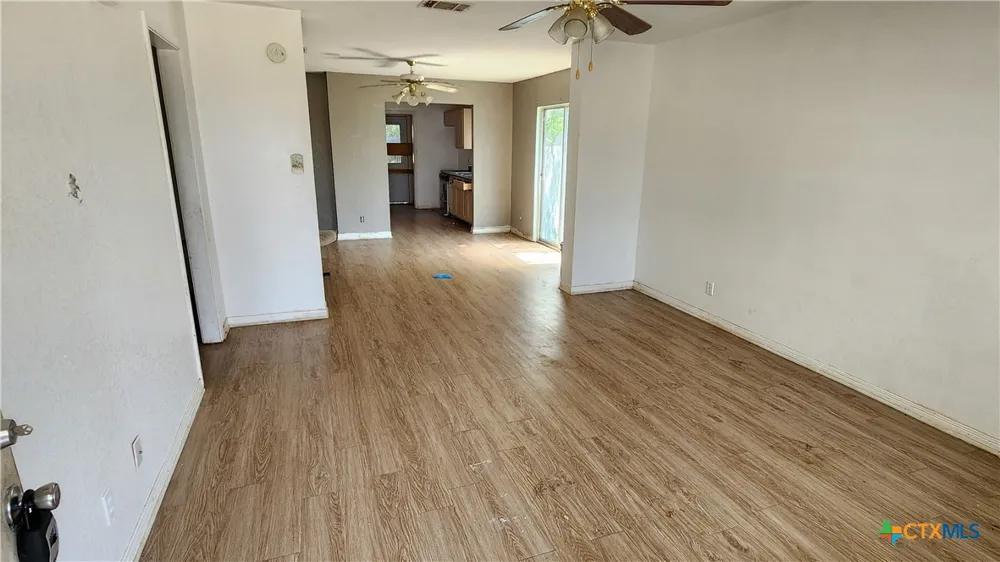 112 Goates Road Troy, TX 76579