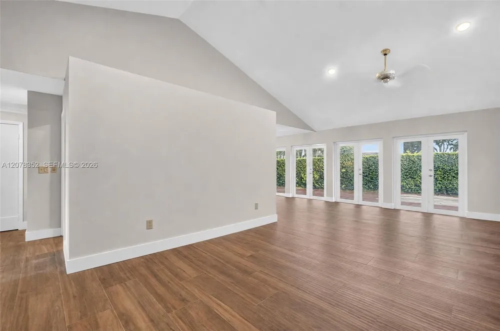 9943 NW 47th Ter Doral, FL 33178