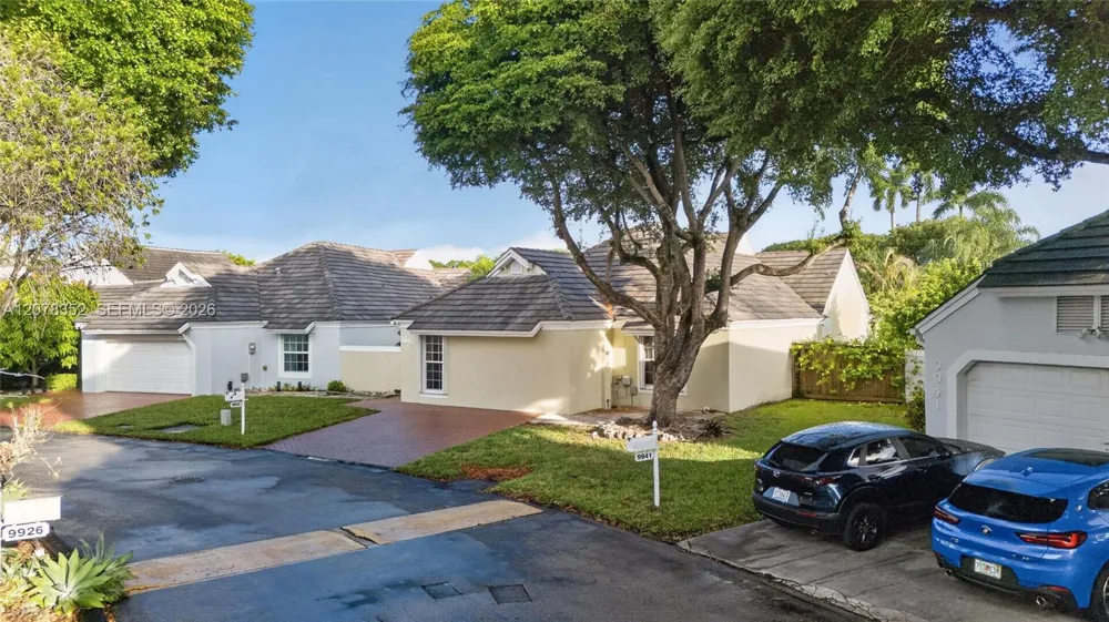 9943 NW 47th Ter Doral, FL 33178