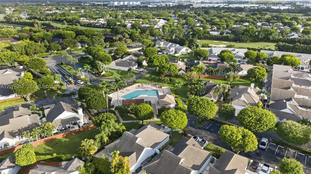 9943 NW 47th Ter Doral, FL 33178
