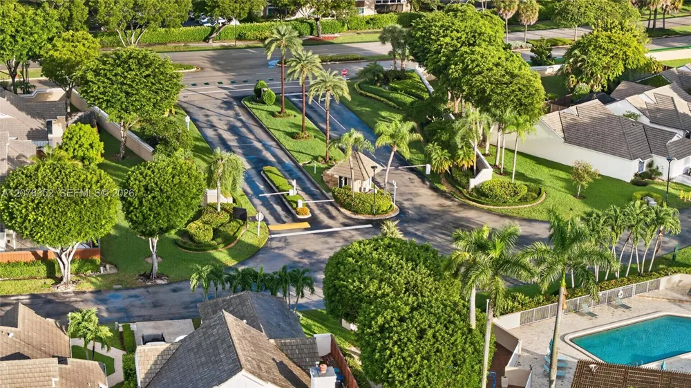 9943 NW 47th Ter Doral, FL 33178