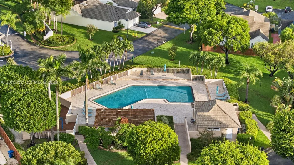 9943 NW 47th Ter Doral, FL 33178