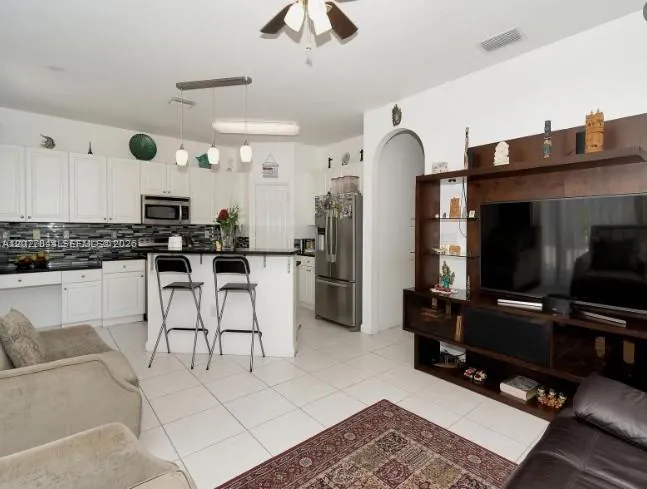 5614 NW 112th Pl Doral, FL 33178