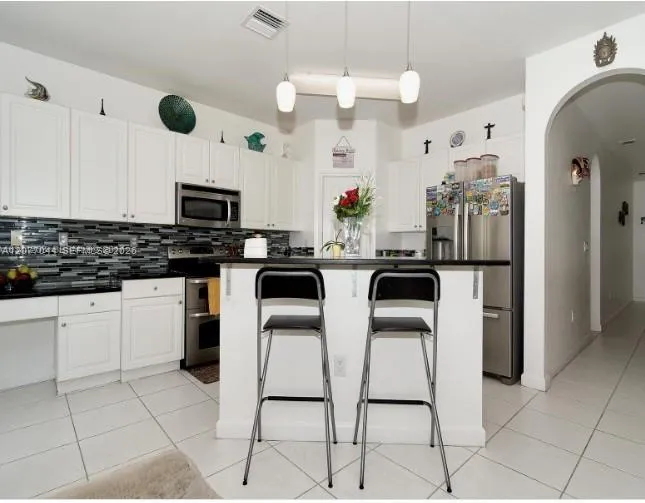 5614 NW 112th Pl Doral, FL 33178