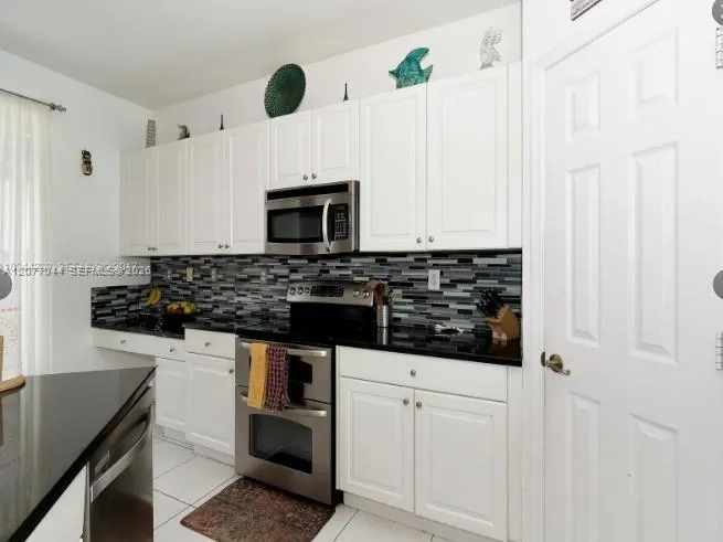 5614 NW 112th Pl Doral, FL 33178