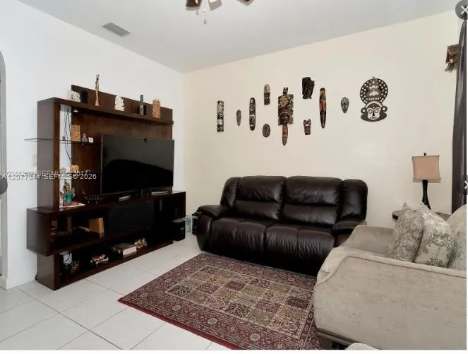 5614 NW 112th Pl Doral, FL 33178