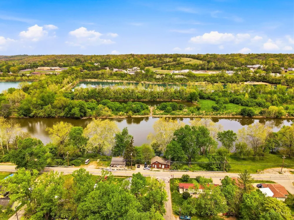 5067 E Miami River Road Miami, OH 45002