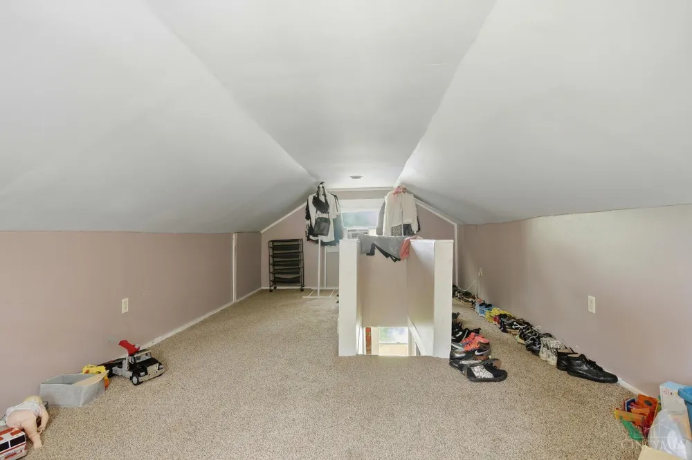 5067 E Miami River Road Miami, OH 45002