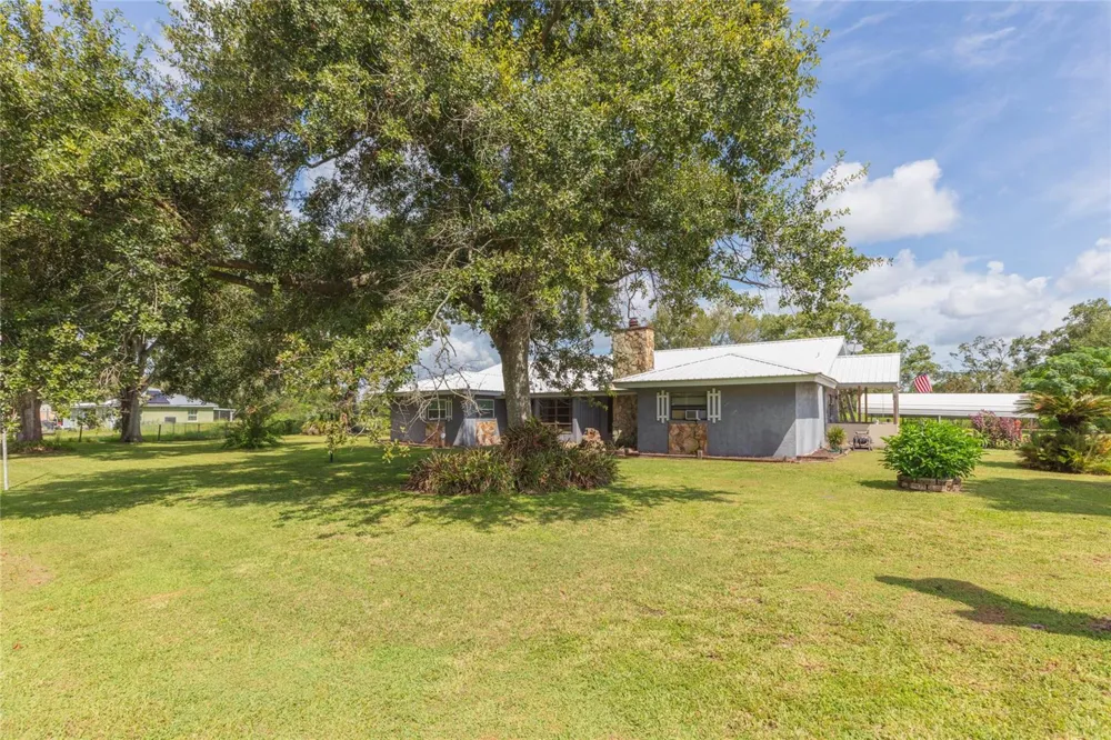2630 KEYSVILLE DRIVE Lithia, FL 33547