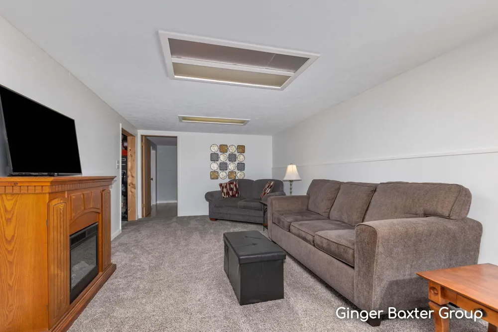 5035 Barry Street Blendon Township, MI 49426