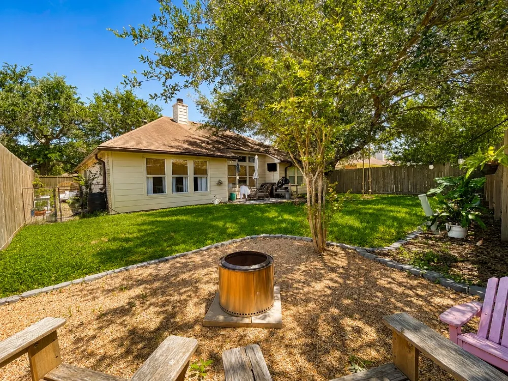 7709 Jim Wells Drive Corpus Christi, TX 78413