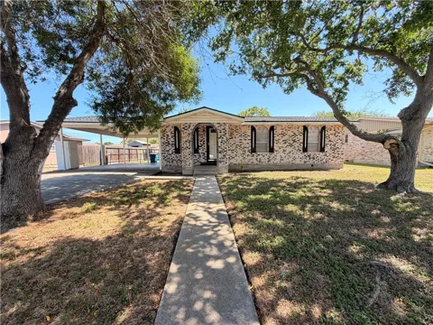 1018 Northcliff Drive