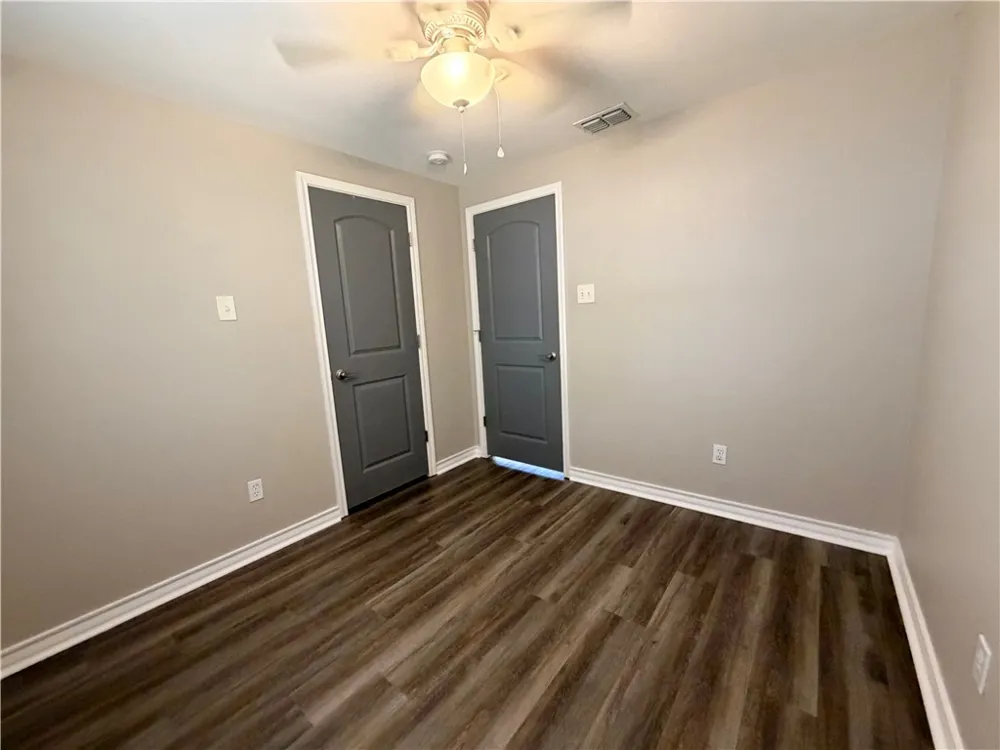 1018 Northcliff Drive Portland, TX 78374