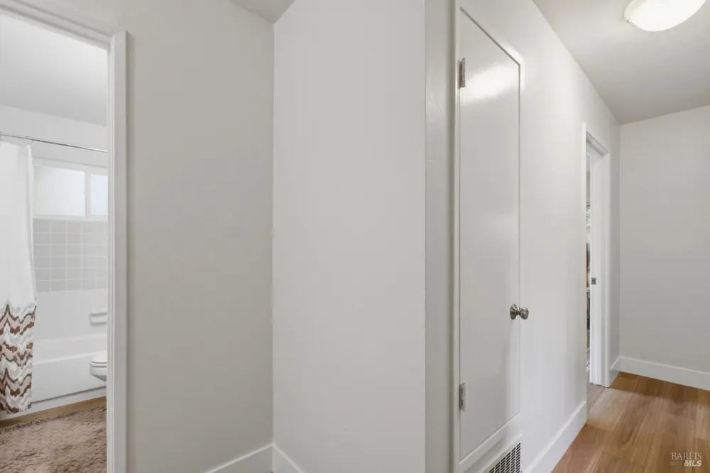 1889 Lindo Street Benicia, CA 94510