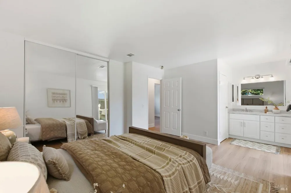 1889 Lindo Street Benicia, CA 94510