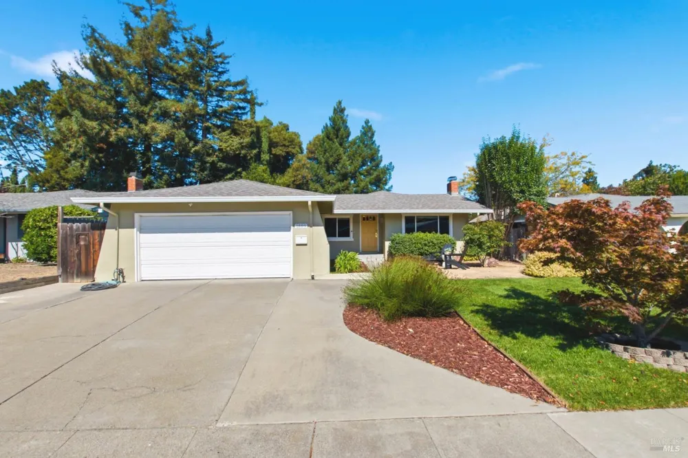 1889 Lindo Street Benicia, CA 94510