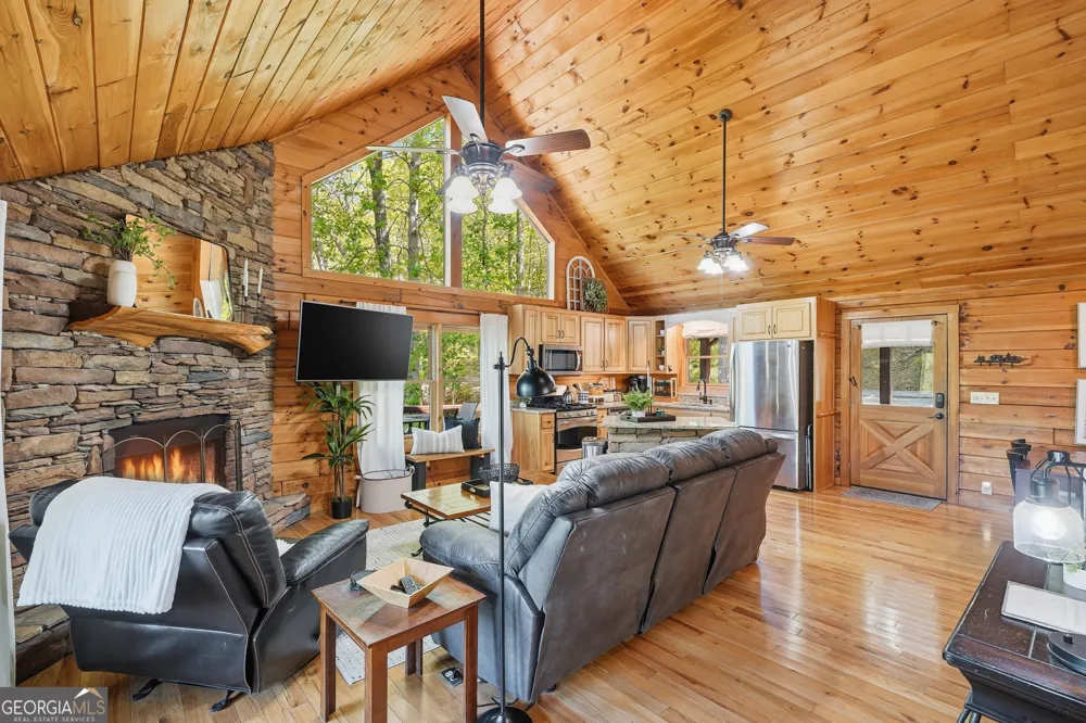 288 Kim Bolton DR Morganton, GA 30560