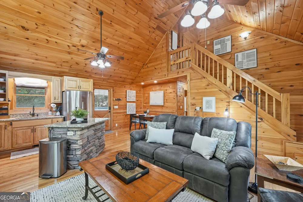 288 Kim Bolton DR Morganton, GA 30560