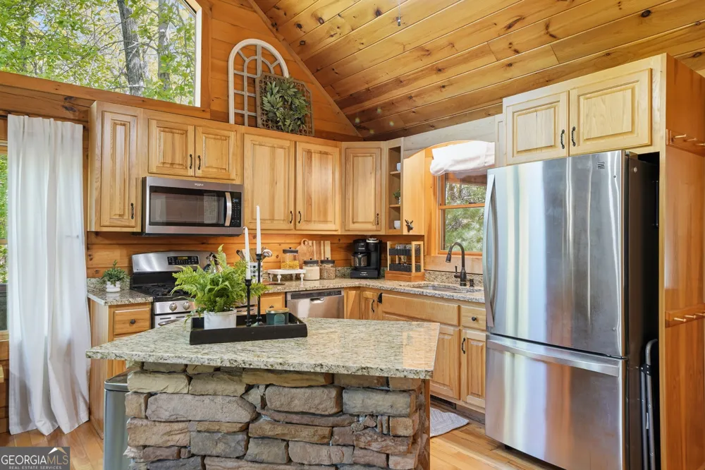 288 Kim Bolton DR Morganton, GA 30560