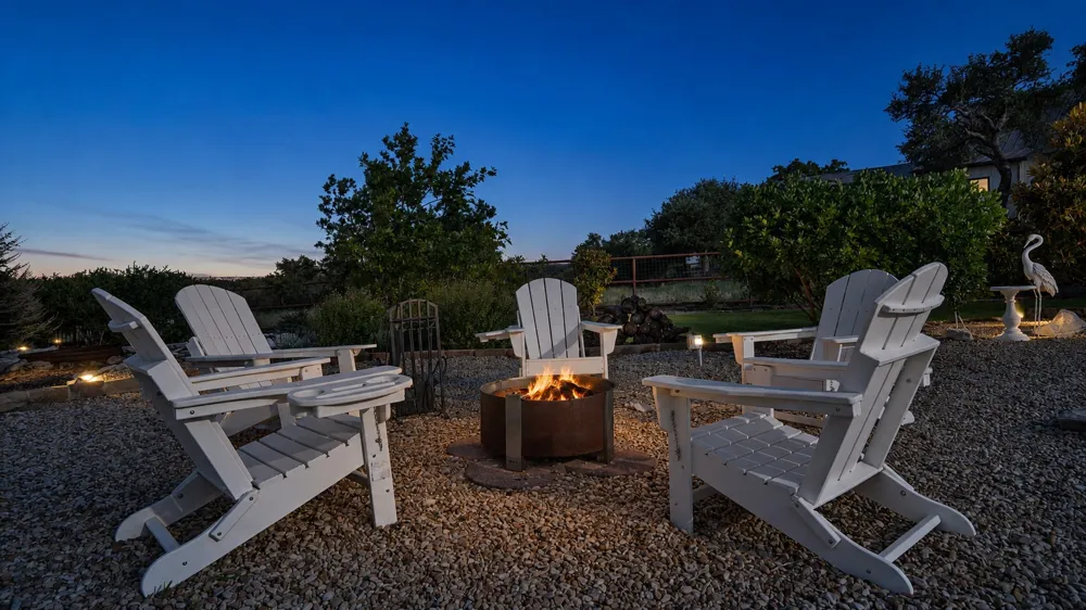 104 Highland Spring Lane Georgetown, TX 78633