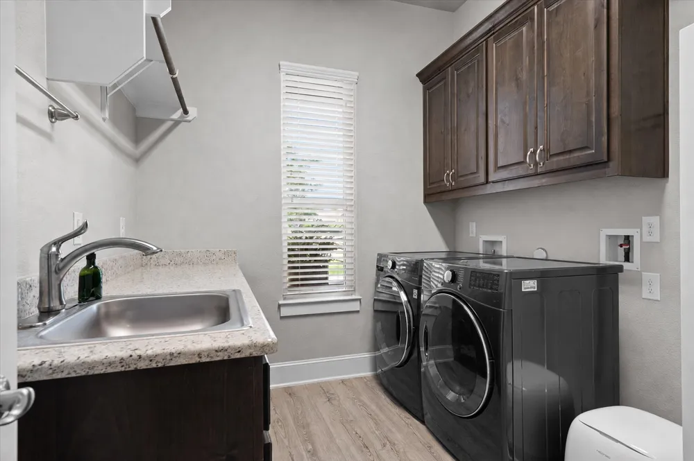 104 Highland Spring Lane Georgetown, TX 78633
