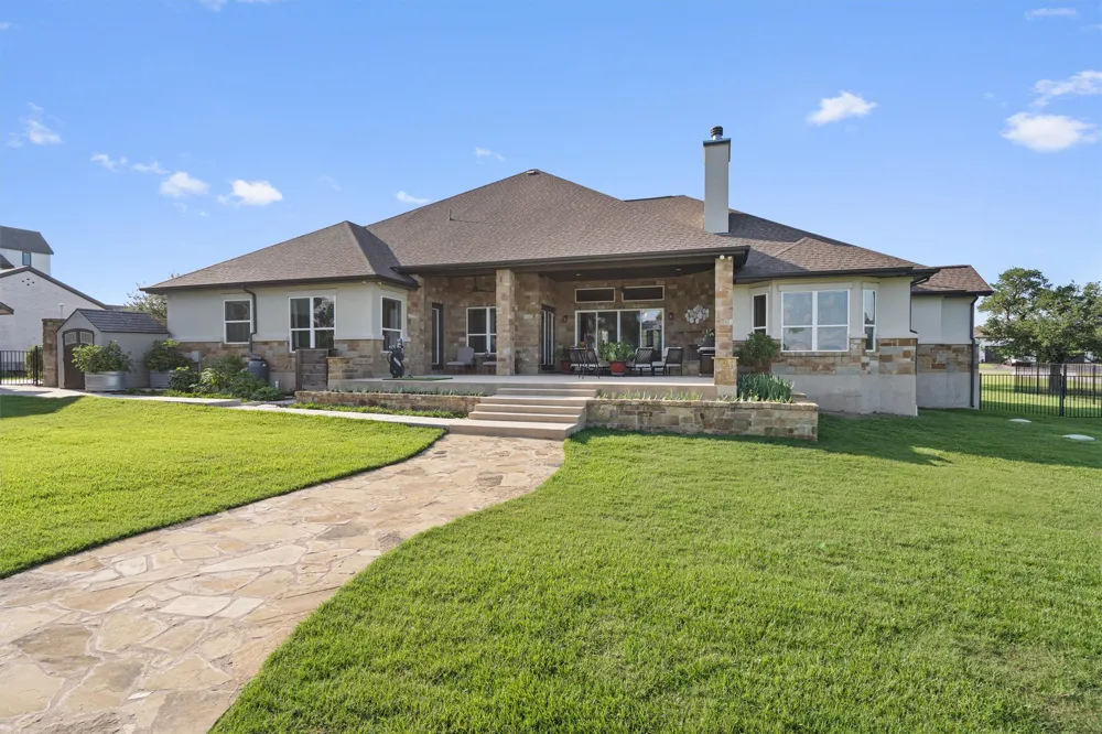 104 Highland Spring Lane Georgetown, TX 78633