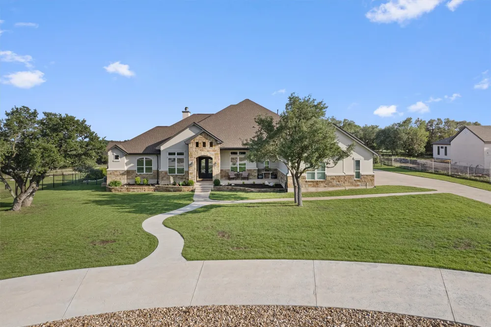 104 Highland Spring Lane Georgetown, TX 78633