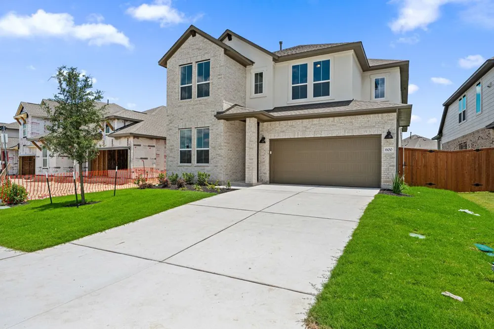 600 Lariat Loop Liberty Hill, TX 78642