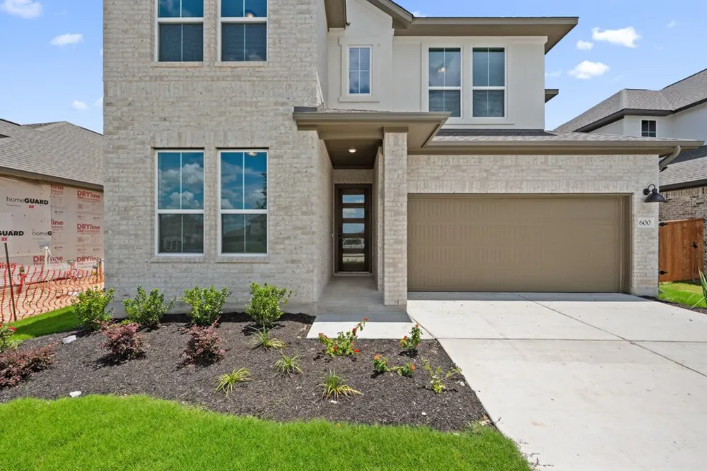 600 Lariat Loop Liberty Hill, TX 78642