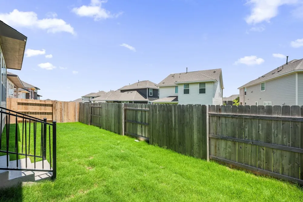 600 Lariat Loop Liberty Hill, TX 78642