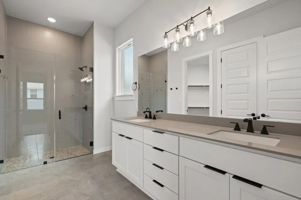 600 Lariat Loop Liberty Hill, TX 78642