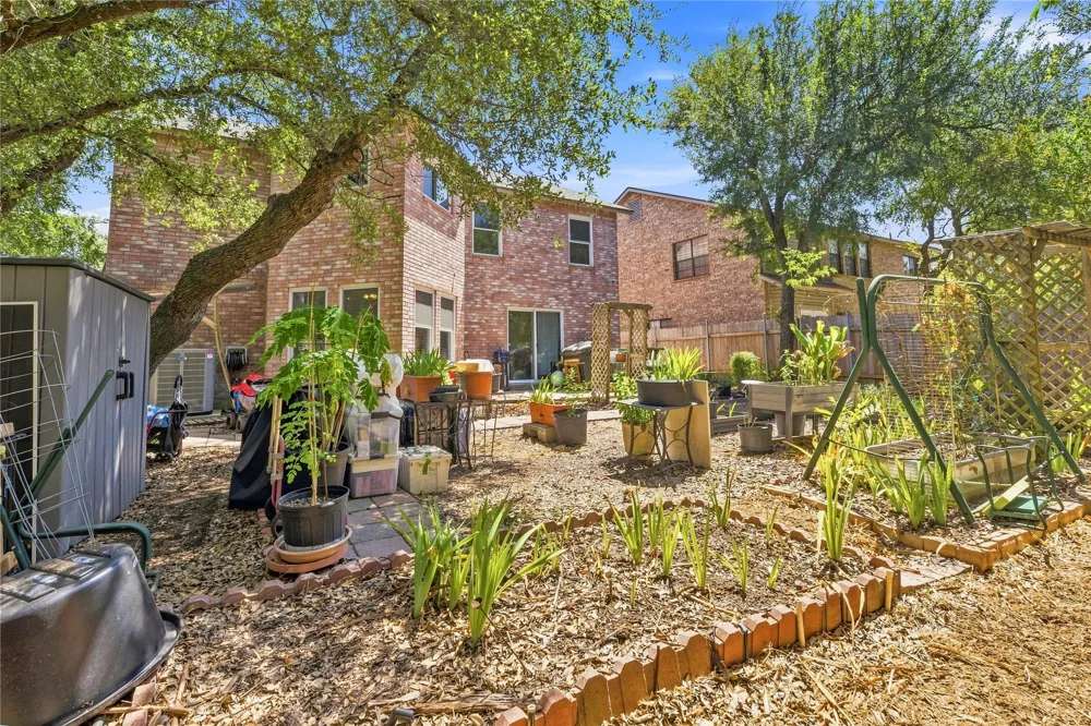 901 Dogwood Trail Cedar Park, TX 78613