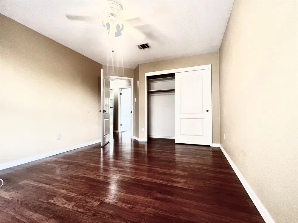 9412 Lightwood Cove Austin, TX 78748