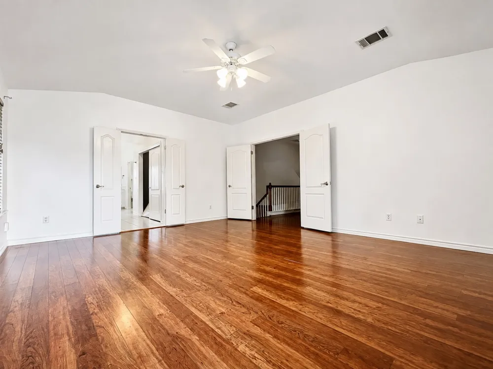 9412 Lightwood Cove Austin, TX 78748